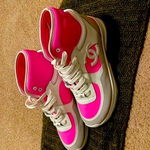 Chanel sneakers Size 6